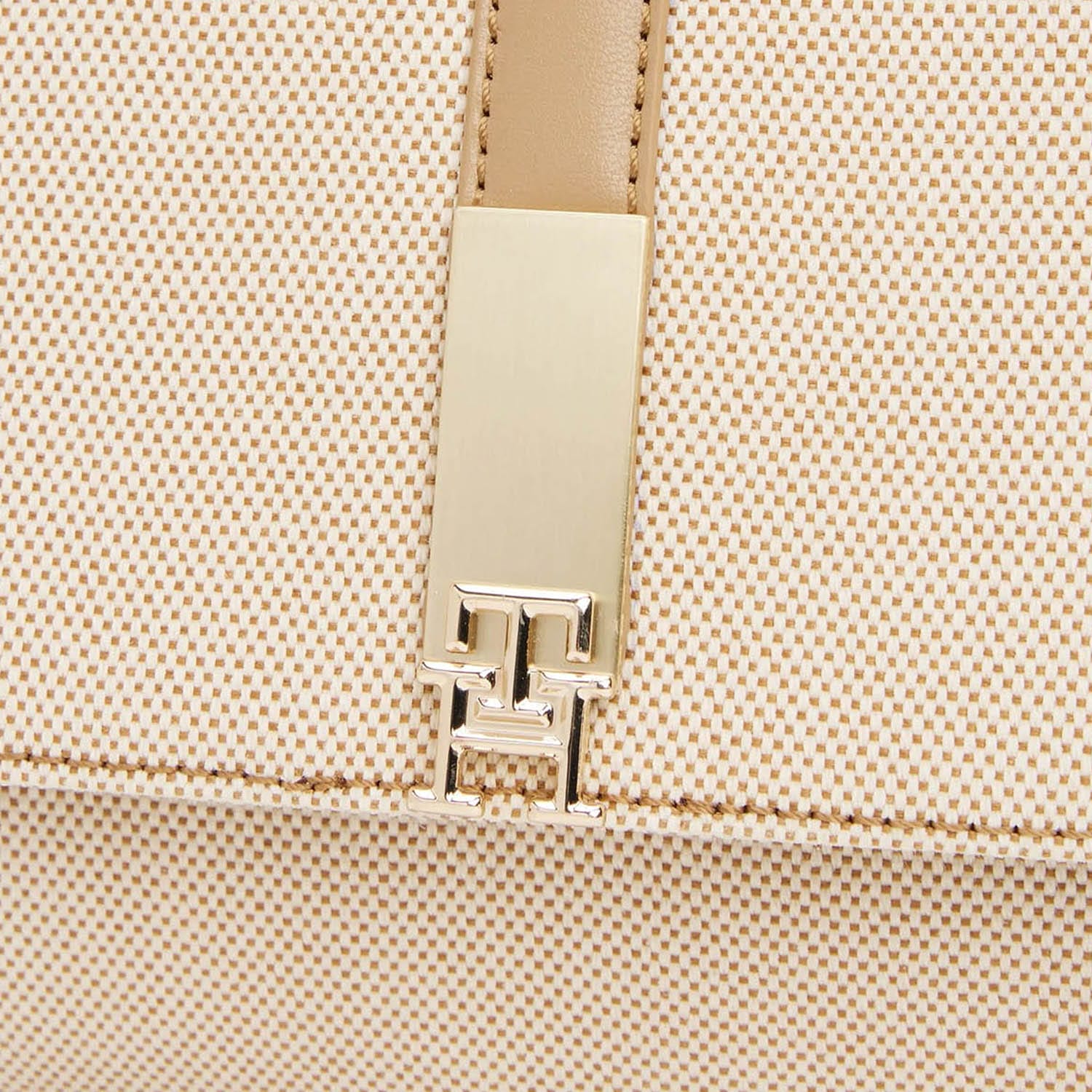 Women Bags Heritage.Canvas Beige Fabric Tommy Hilfiger Women Bags Heritage.Canvas Beige Fabric Tommy Hilfiger