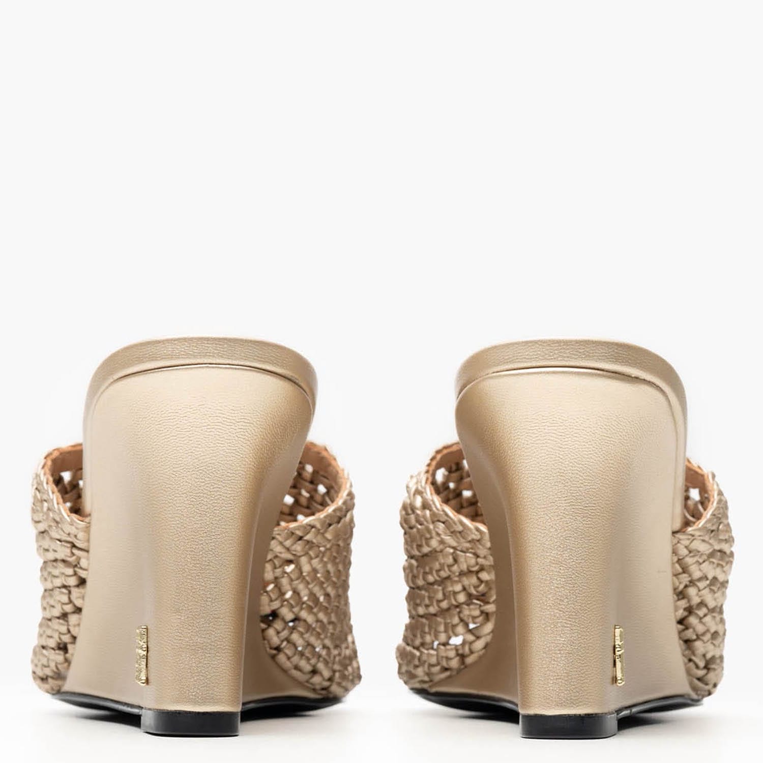 Women Mules Metallic.Mule Gold ECOleather Tommy Hilfiger Women Mules Metallic.Mule Gold ECOleather Tommy Hilfiger