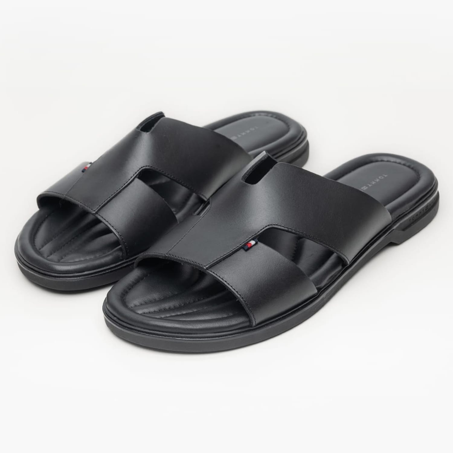 Ανδρικές Σαγιονάρες & Πέδιλα Premium.Slipon Μαύρο Δέρμα Tommy Hilfiger Ανδρικές Σαγιονάρες & Πέδιλα Premium.Slipon Μαύρο Δέρμα Tommy Hilfiger
