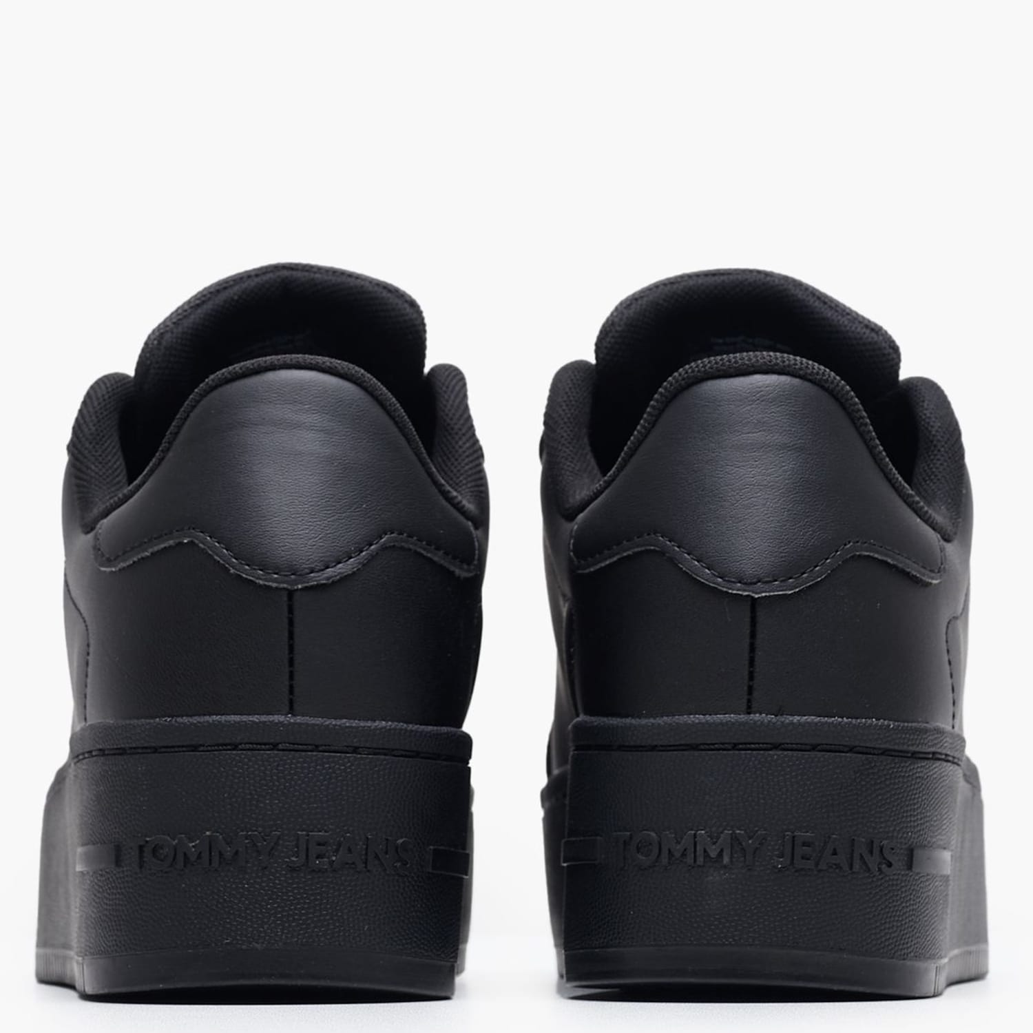 Γυναικεία Παπούτσια Casual Tjw.Flat.Ess Μαύρο Δέρμα Tommy Hilfiger Γυναικεία Παπούτσια Casual Tjw.Flat.Ess Μαύρο Δέρμα Tommy Hilfiger