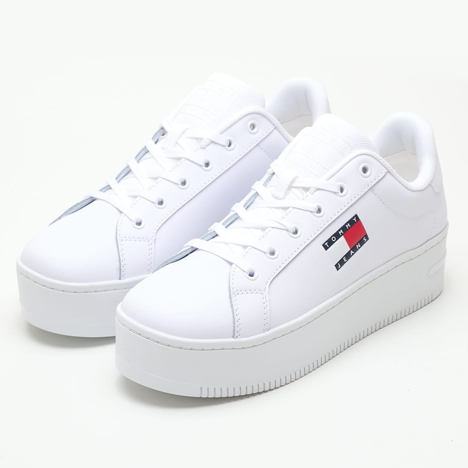 Γυναικεία Παπούτσια Casual Tjw.Flat.Ess Άσπρο Δέρμα Tommy Hilfiger Γυναικεία Παπούτσια Casual Tjw.Flat.Ess Άσπρο Δέρμα Tommy Hilfiger