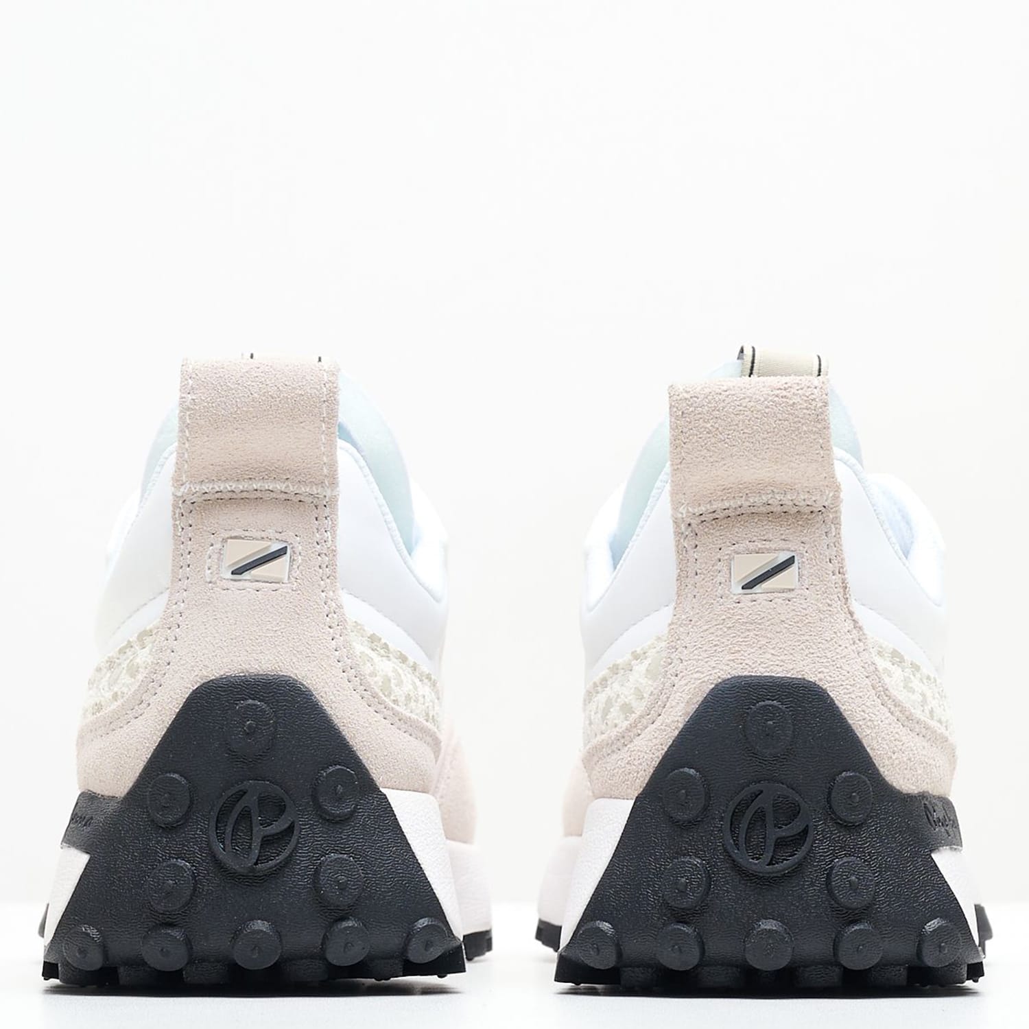 Women Casual Shoes Lucky.Print.N White Buckskin-Fabric Pepe Jeans Women Casual Shoes Lucky.Print.N White Buckskin-Fabric Pepe Jeans