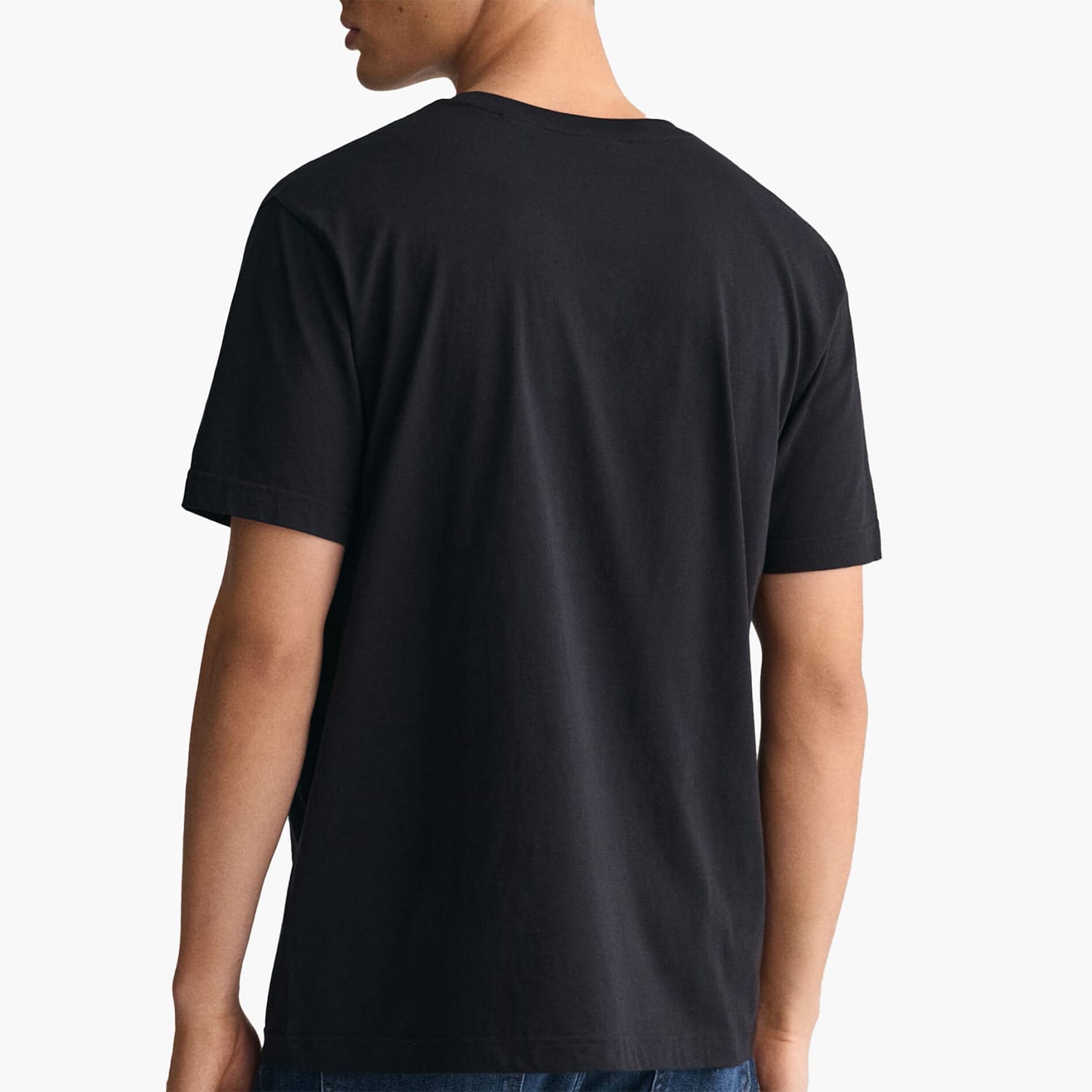 Men T-Shirts Reg.Shield Black Cotton GANT Men T-Shirts Reg.Shield Black Cotton GANT