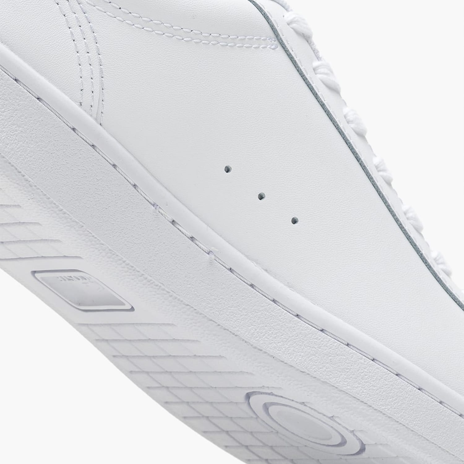 Women Casual Shoes Carnaby.21G White Leather Lacoste Women Casual Shoes Carnaby.21G White Leather Lacoste