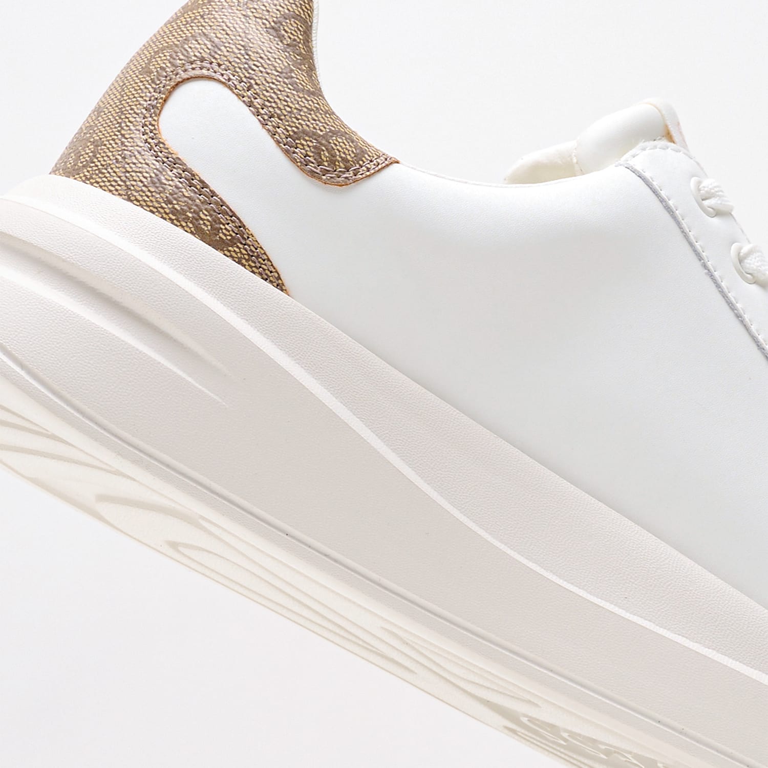 Women Casual Shoes Elbina.24 White Leather Guess Women Casual Shoes Elbina.24 White Leather Guess