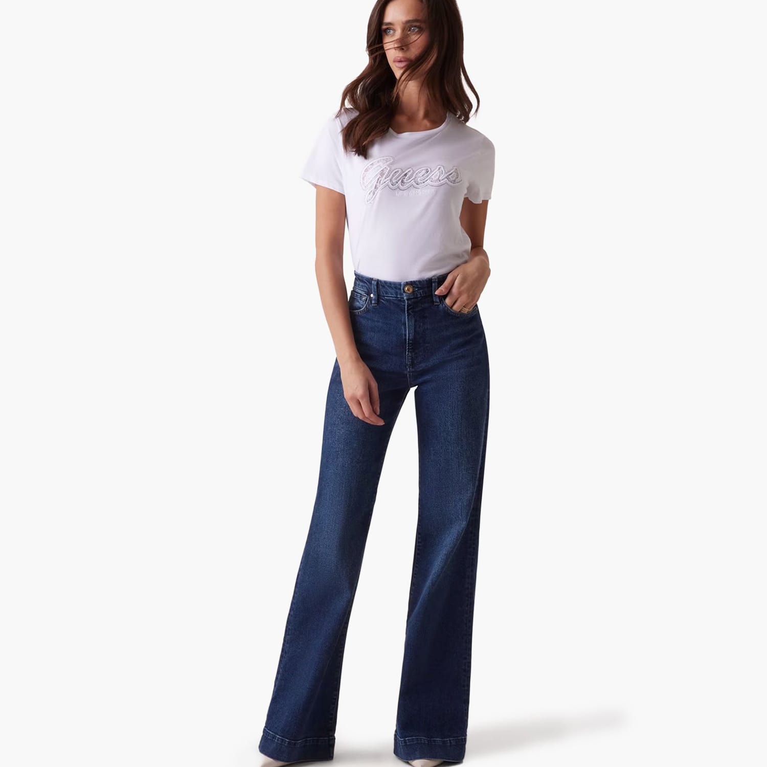 Women T-Shirts - Tops Ss.Easytee White Cotton Guess Women T-Shirts - Tops Ss.Easytee White Cotton Guess