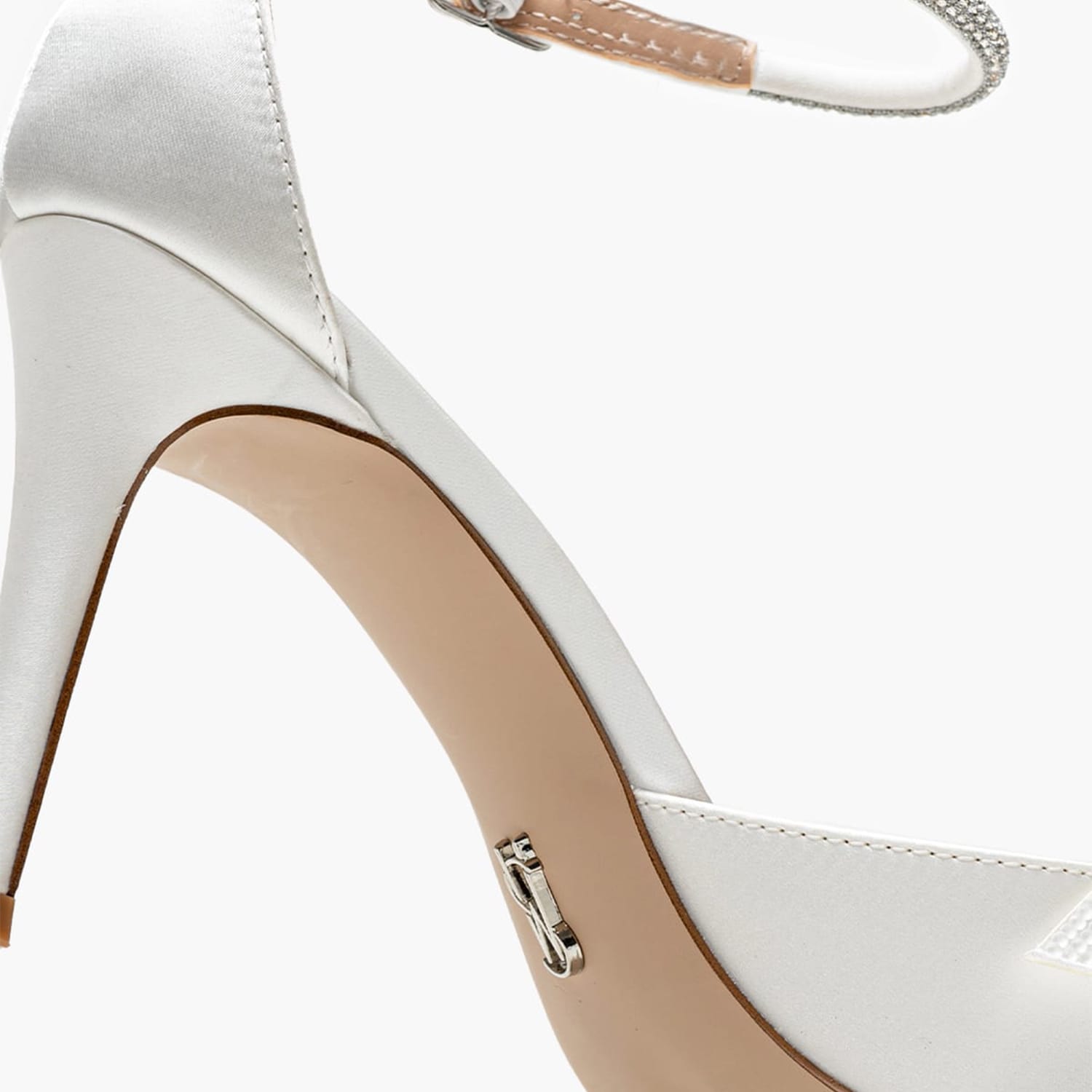 Γυναικείες Γόβες & Peeptoes Χαμηλές Lilyann.E Άσπρο Ύφασμα Steve Madden Γυναικείες Γόβες & Peeptoes Χαμηλές Lilyann.E Άσπρο Ύφασμα Steve Madden