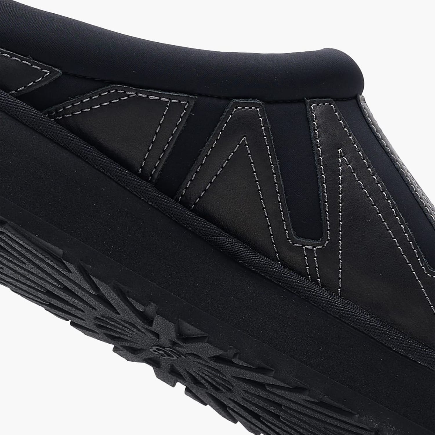 Γυναικεία Mules 1169771 Μαύρο Δέρμα-Ύφασμα UGG Mules UGG 1169771-Black