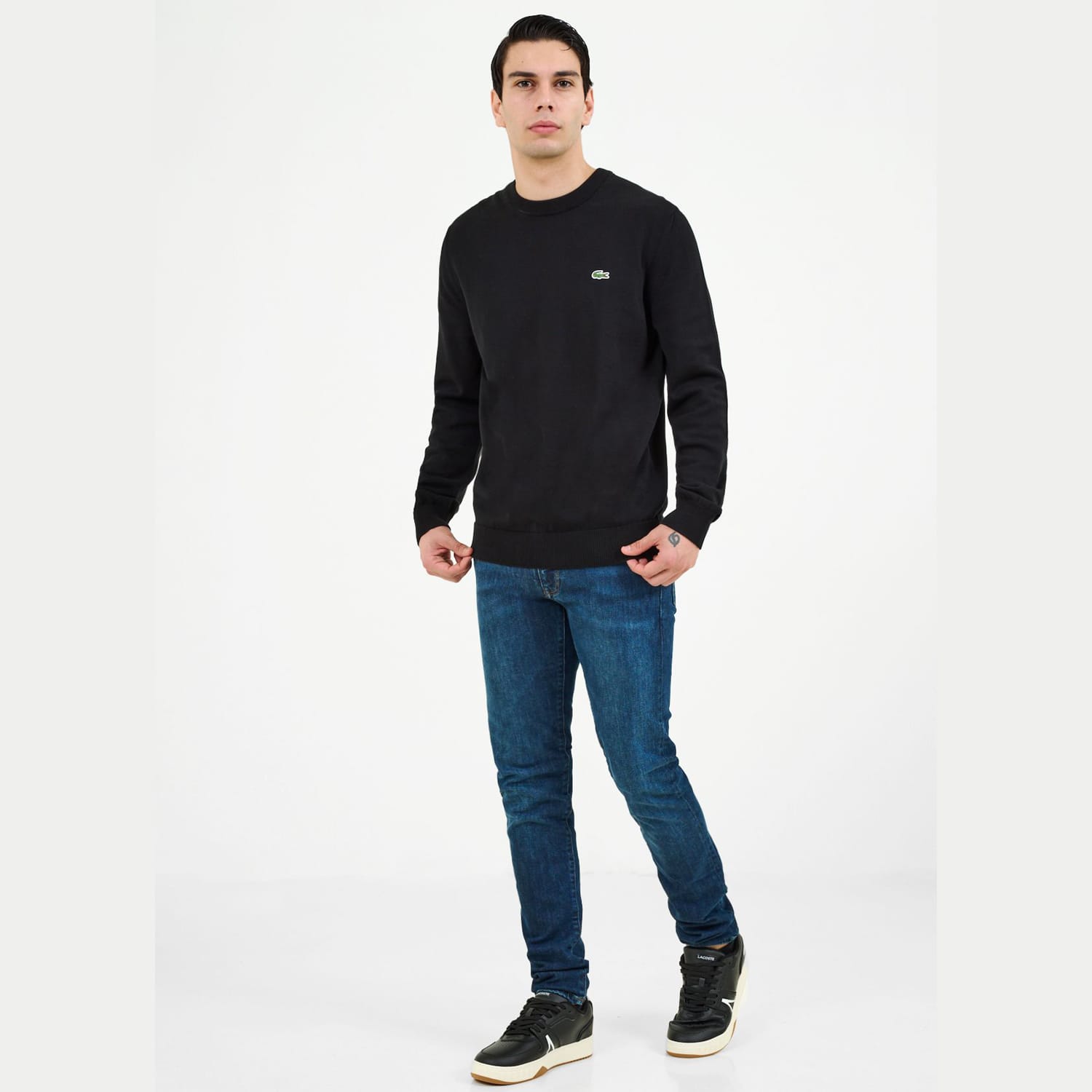 Lacoste AH1985-Black