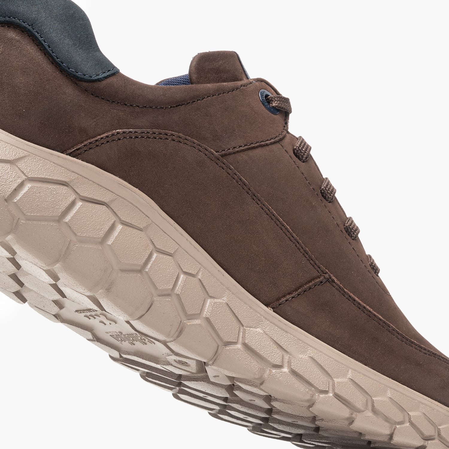 Callaghan 50900-Brown