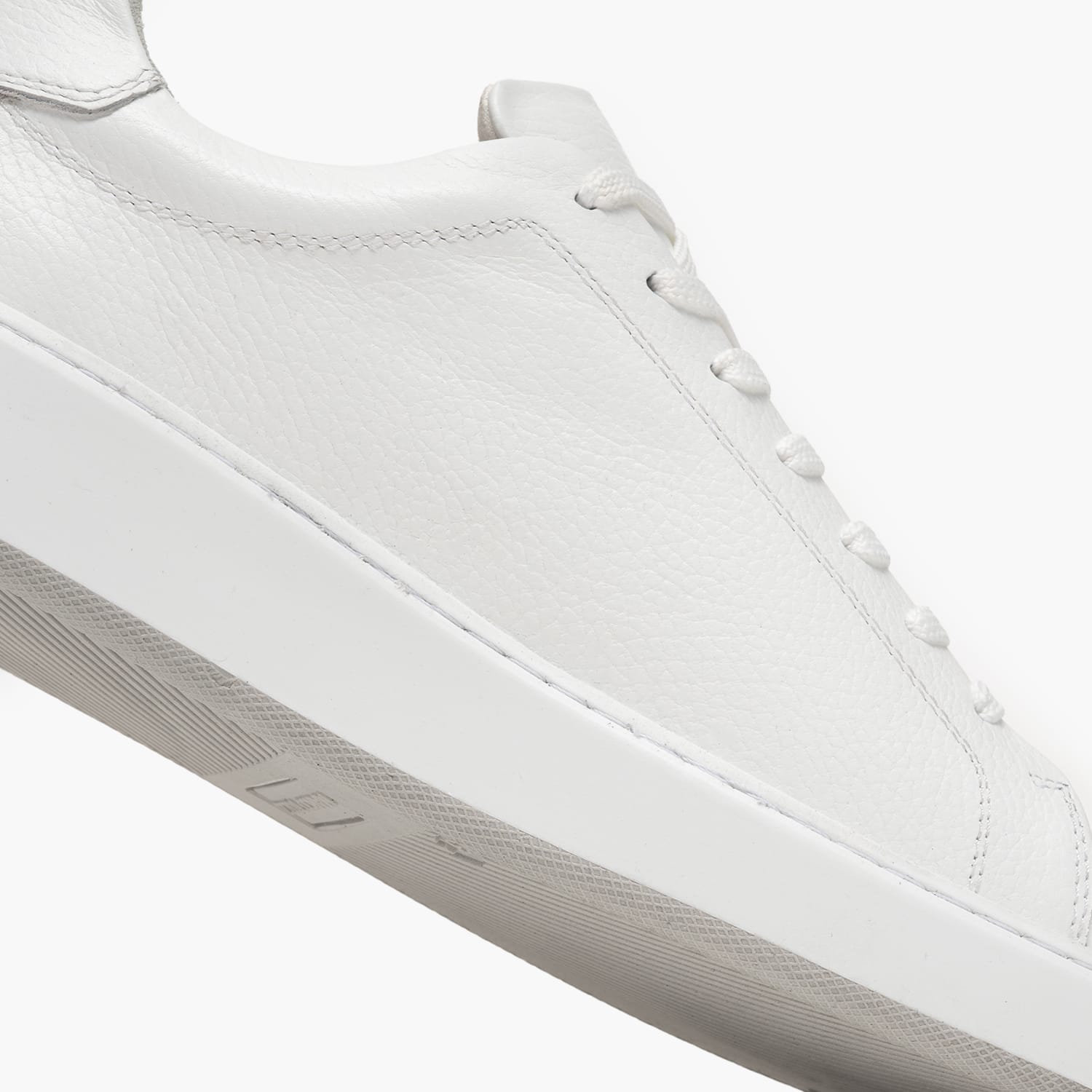 Marco Tozzi 13601 Mens Casual Shoe Marco Tozzi 13601-White