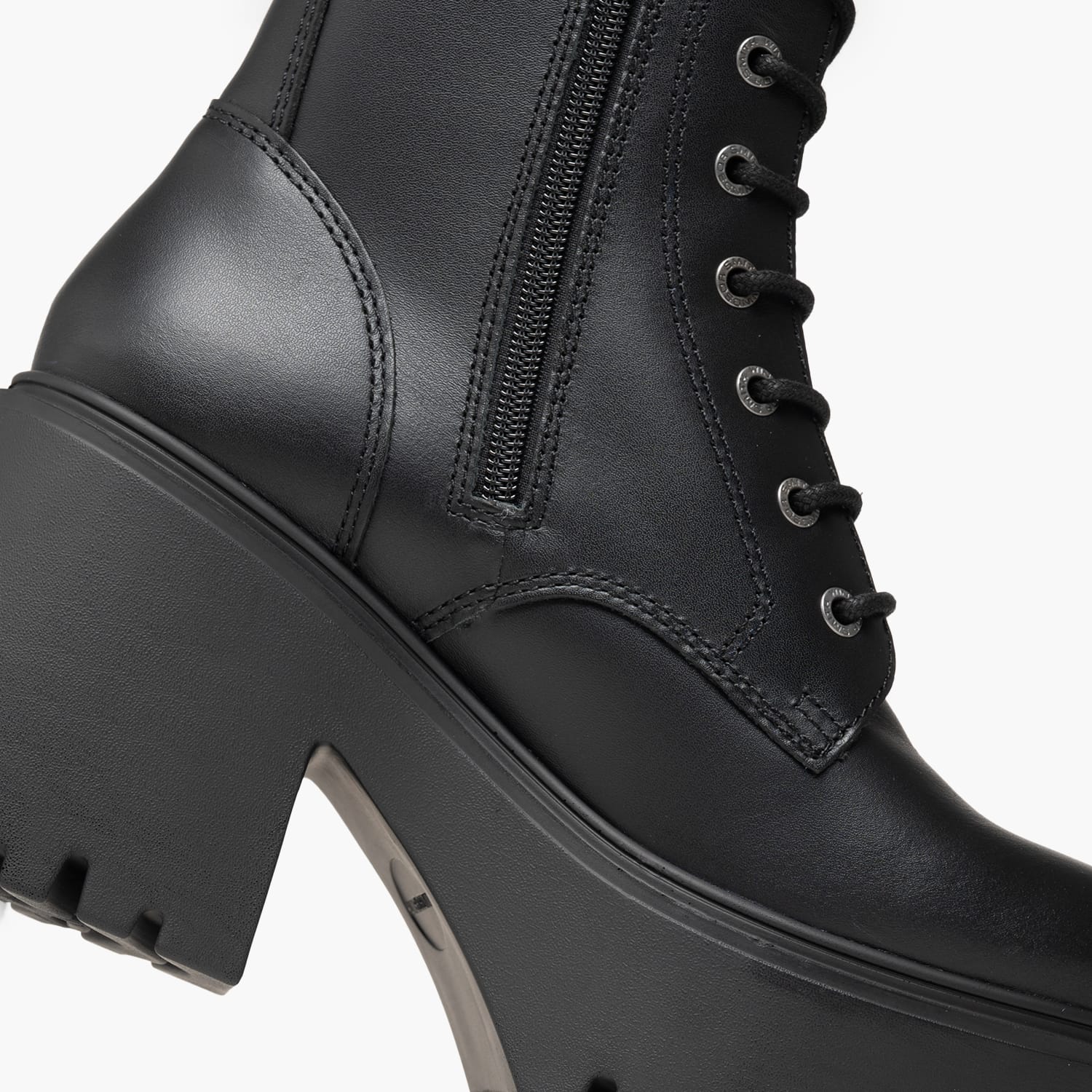 Windsor Smith Totally Γυναικείο Μποτάκι Windsor Smith Totally Γυναικείο Μποτάκι