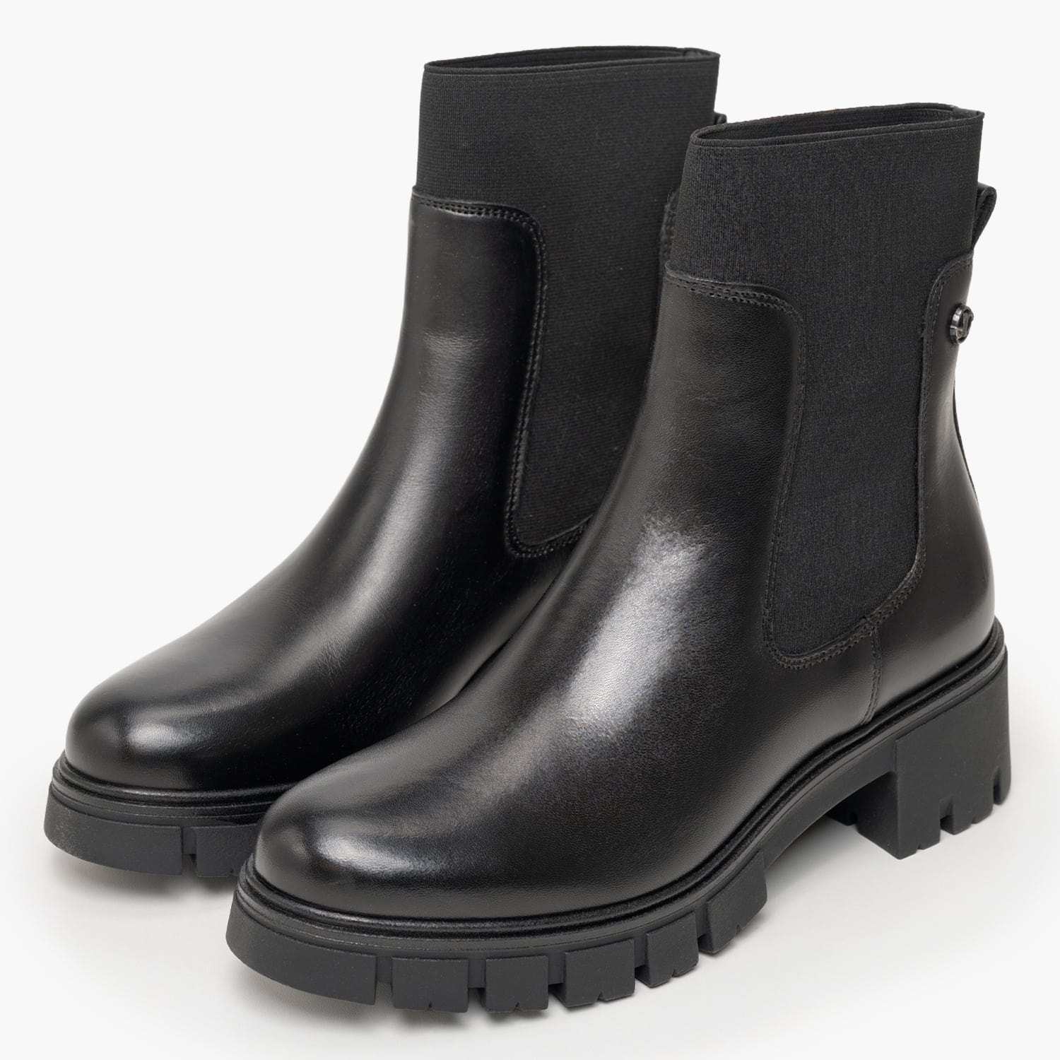 Janet & Janet J.532-Black