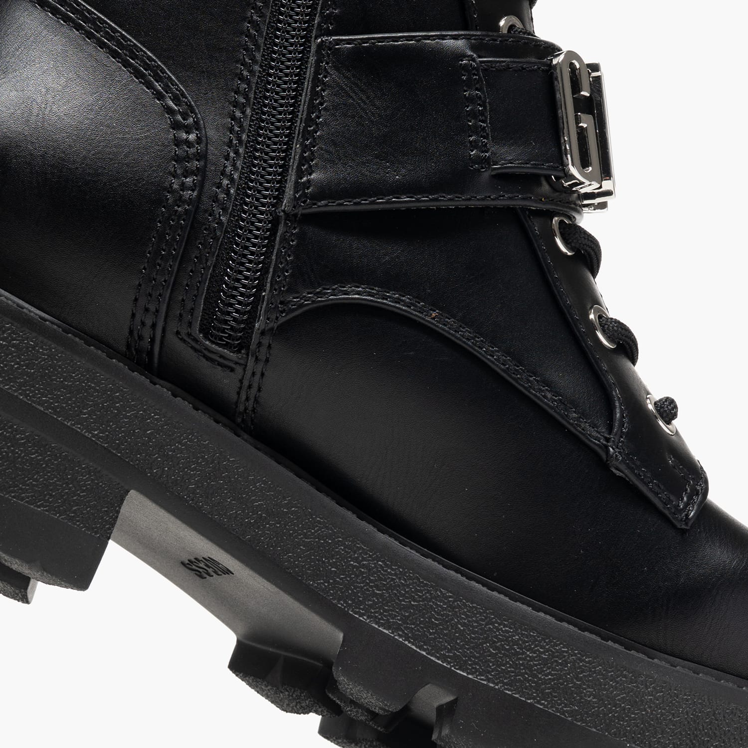 Guess Yanzy Γυναικείο Μποτάκι Guess Yanzy-Black