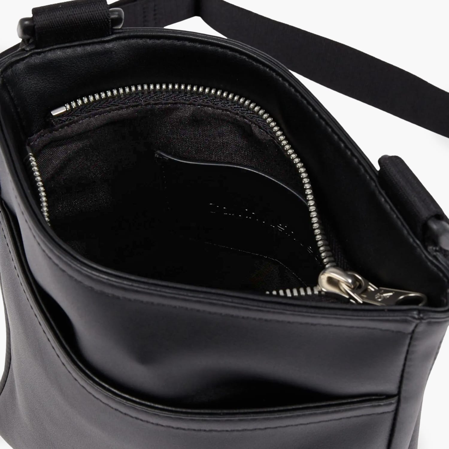 Calvin Klein Flatpack.18 Ανδρικές Τσάντες Calvin Klein Flatpack.18 Ανδρικές Τσάντες