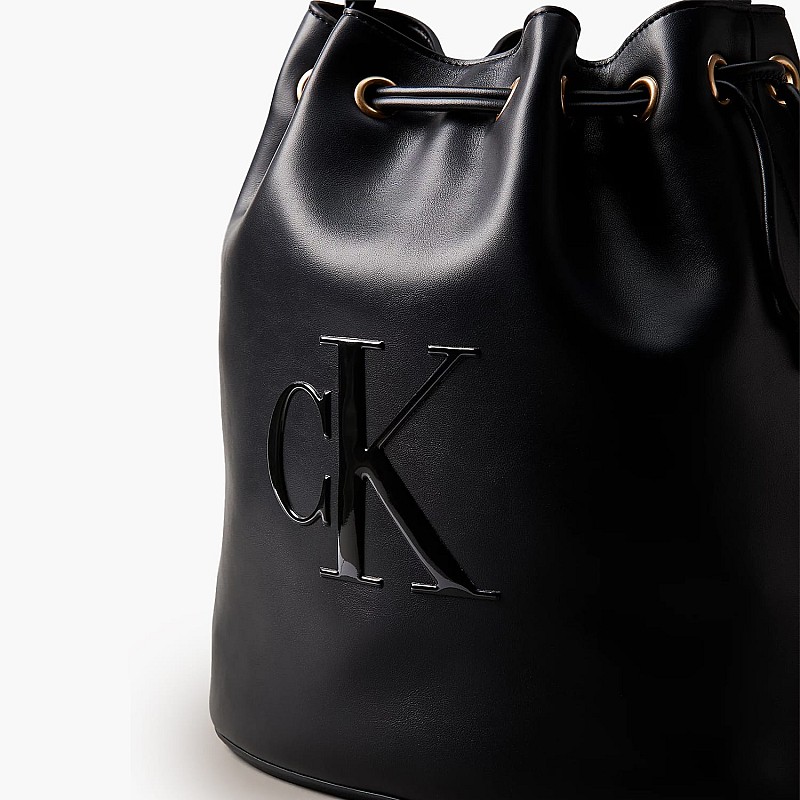 Calvin Klein Raised.Bucket Γυναικεία Τσάντα