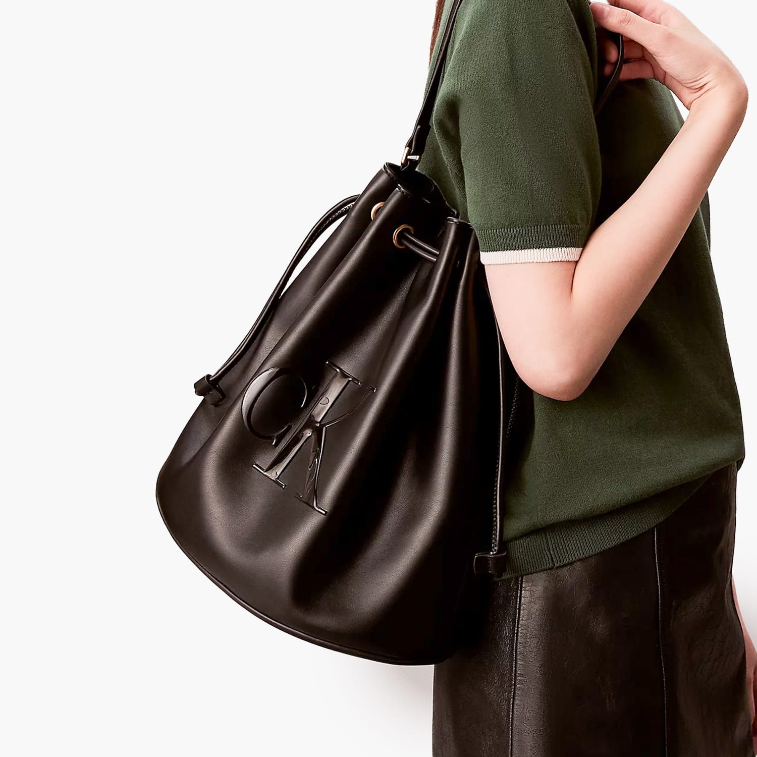 Calvin Klein Raised.Bucket Γυναικεία Τσάντα Calvin Klein Raised.Bucket-Black