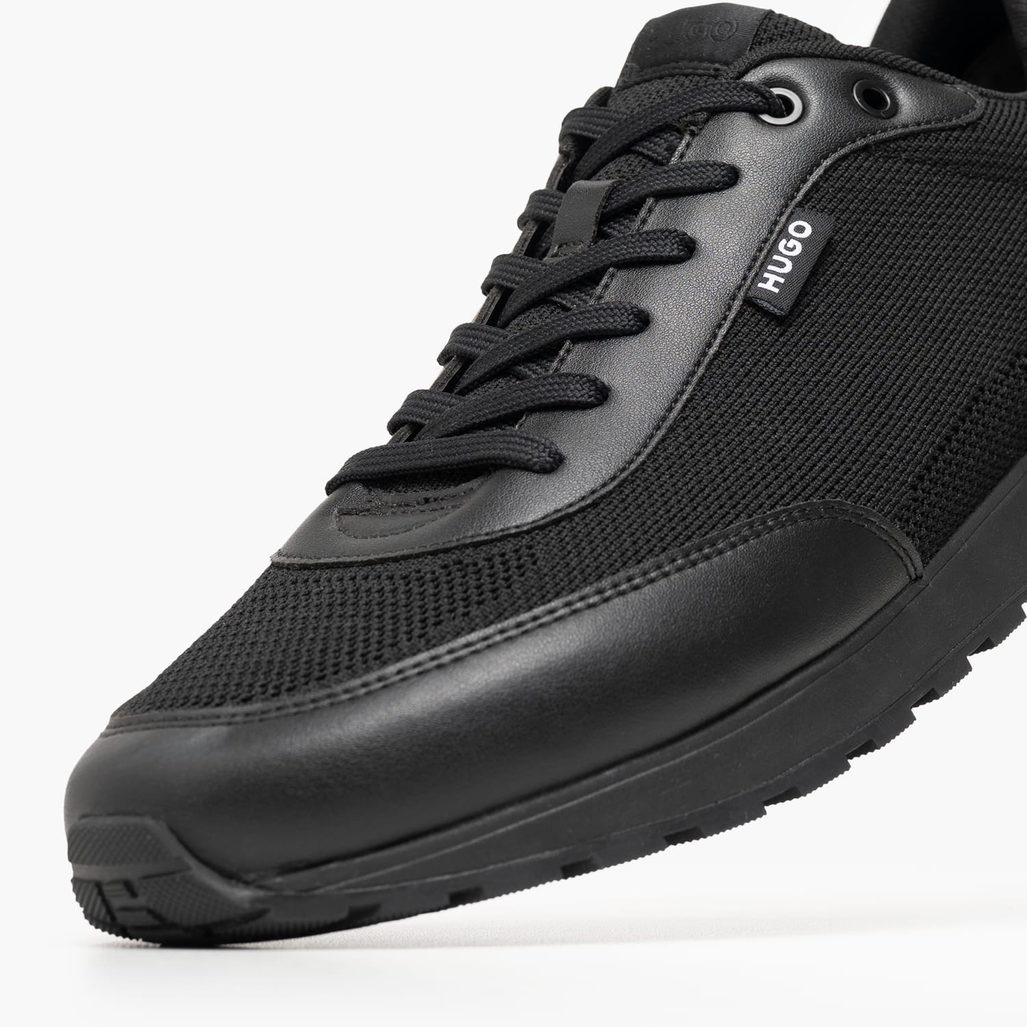 Hugo Icelin.Runn.Kn-Black