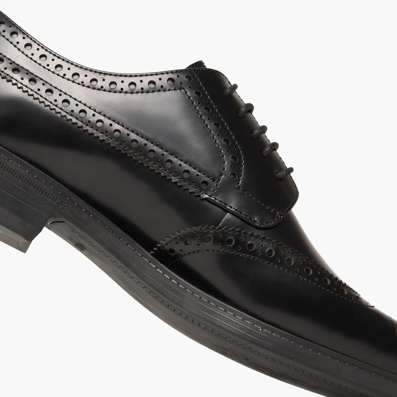 Hugo Lysander.Dt-Black