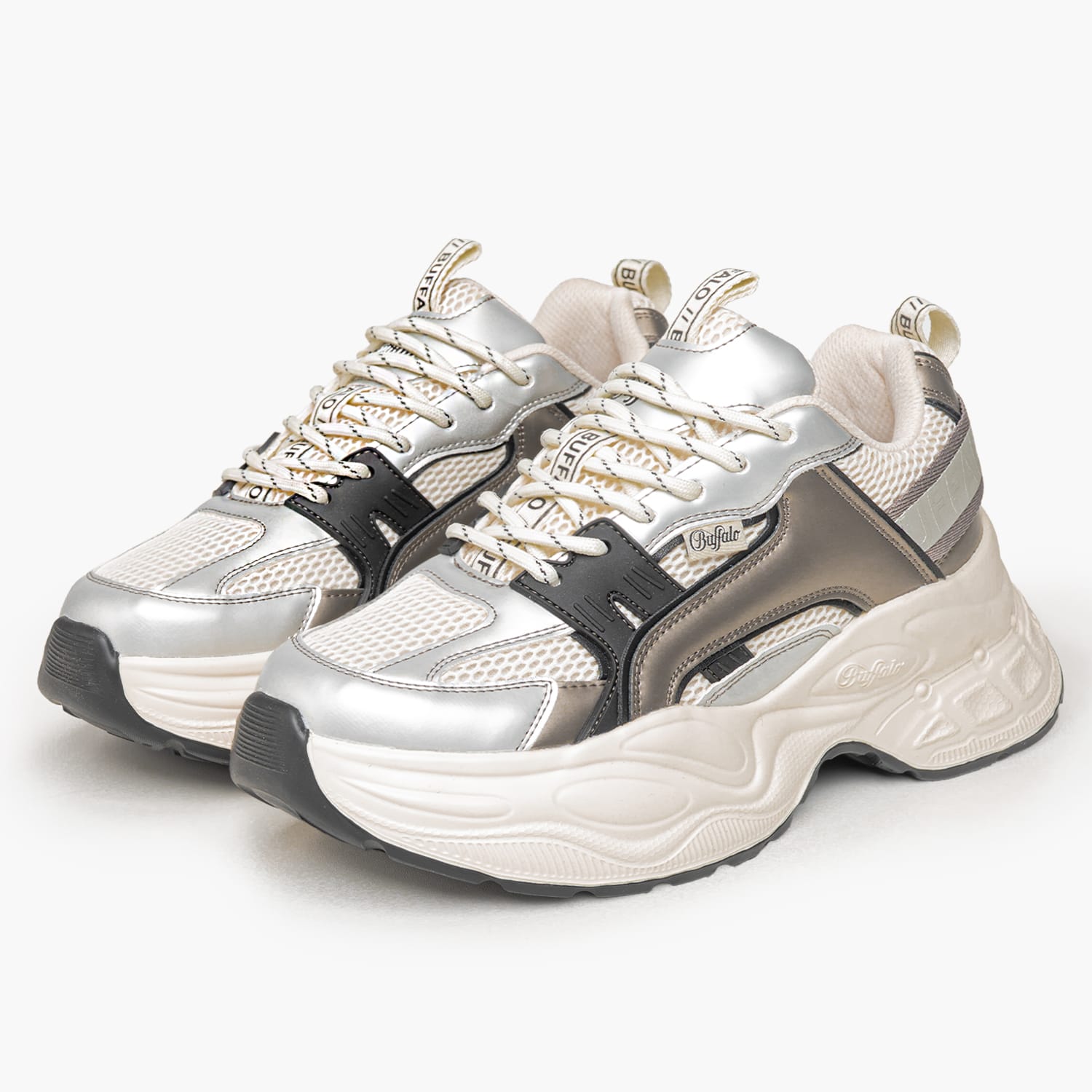 Buffalo Yuno.V-Silver