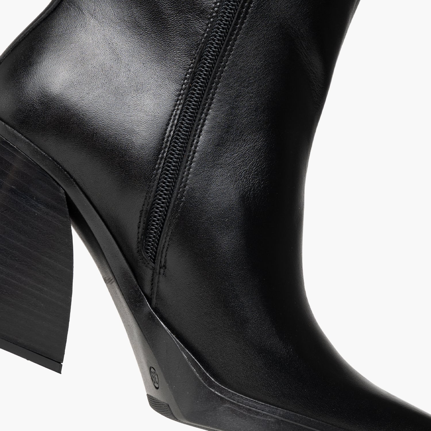 Mortoglou Aria-Black