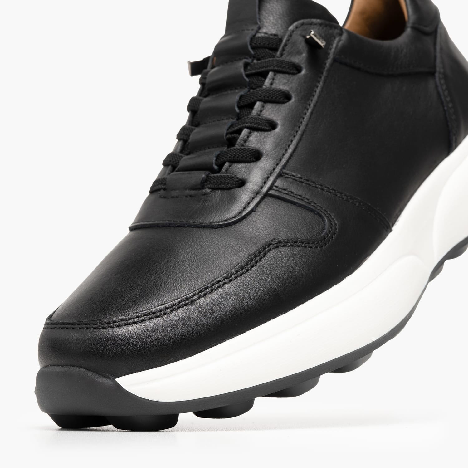 Kalogirou 2242.Lea-Black