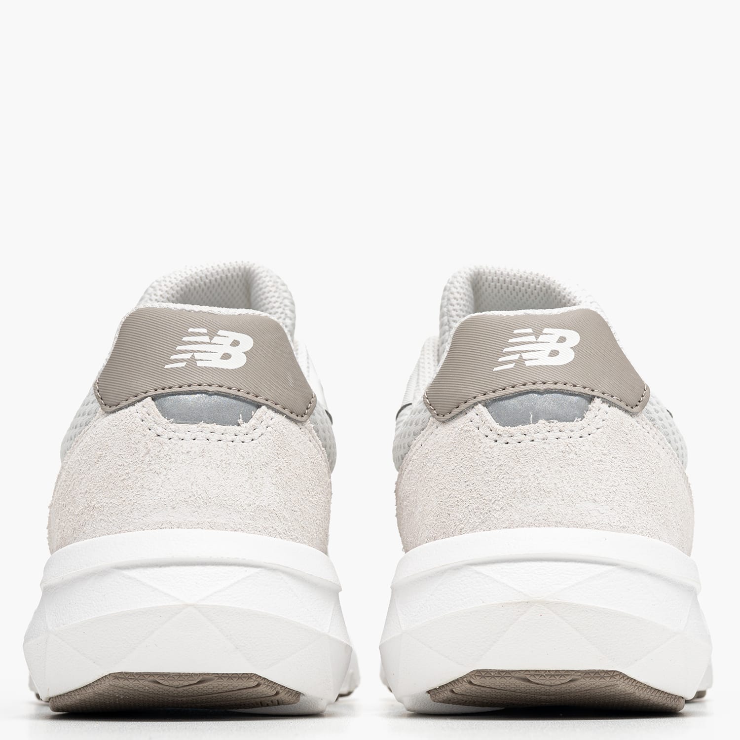 New Balance UA800 Γυναικείο Παπούτσι Casual New Balance UA800-White