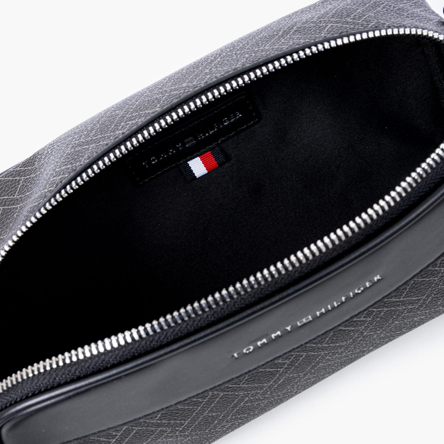 Tommy Hilfiger Monogram.Camera-Black