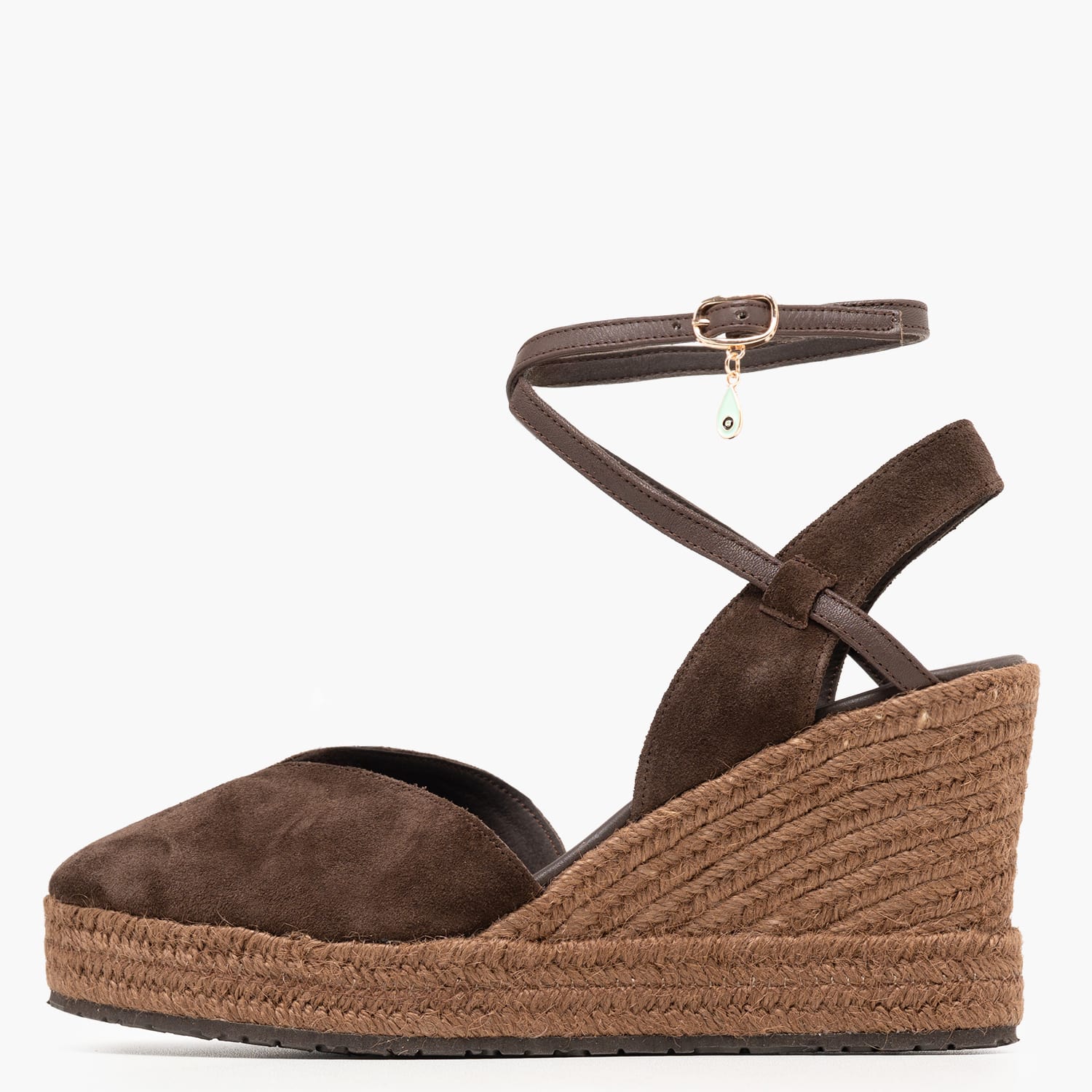 Komis and Komis E.101-Brown