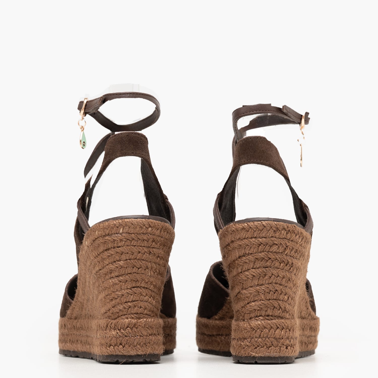 Komis and Komis E.101-Brown