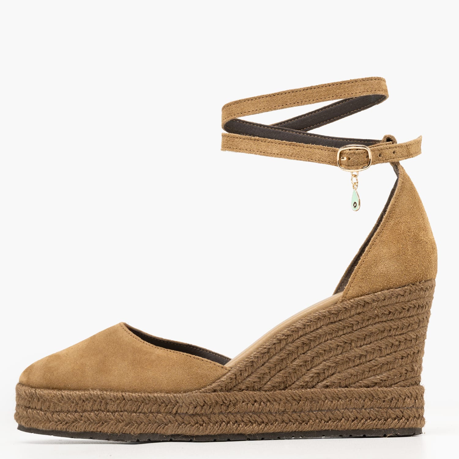 Komis and Komis E.104-Tabba