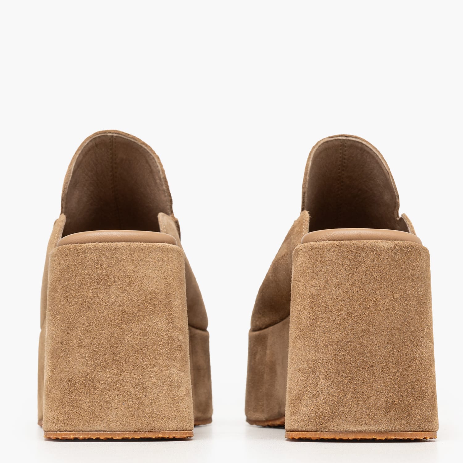 Komis and Komis E.212-Beige