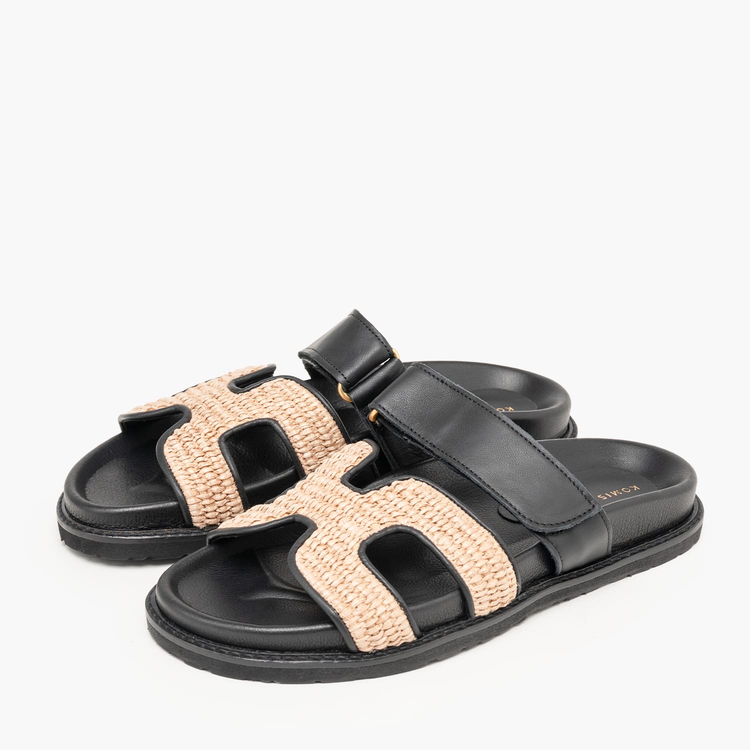 Komis and Komis E.26 Γυναικείo Flat