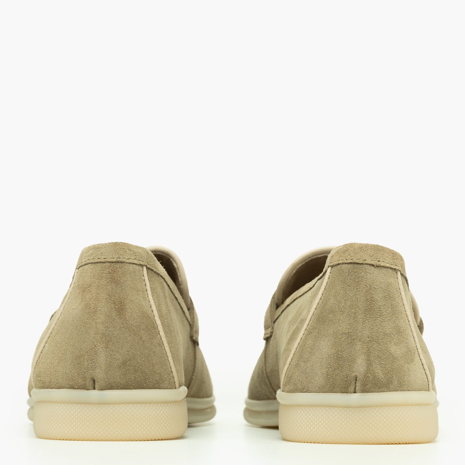 Komis and Komis E.502-Olive