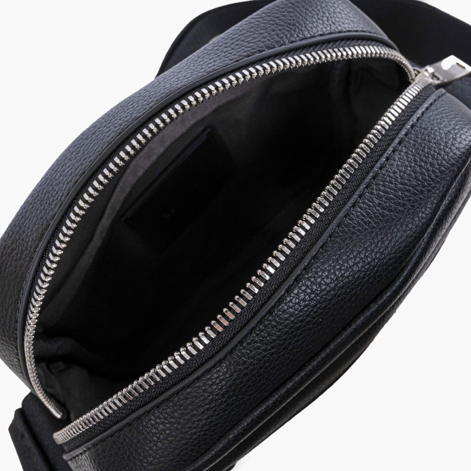 Calvin Klein Raised.Repo-Black