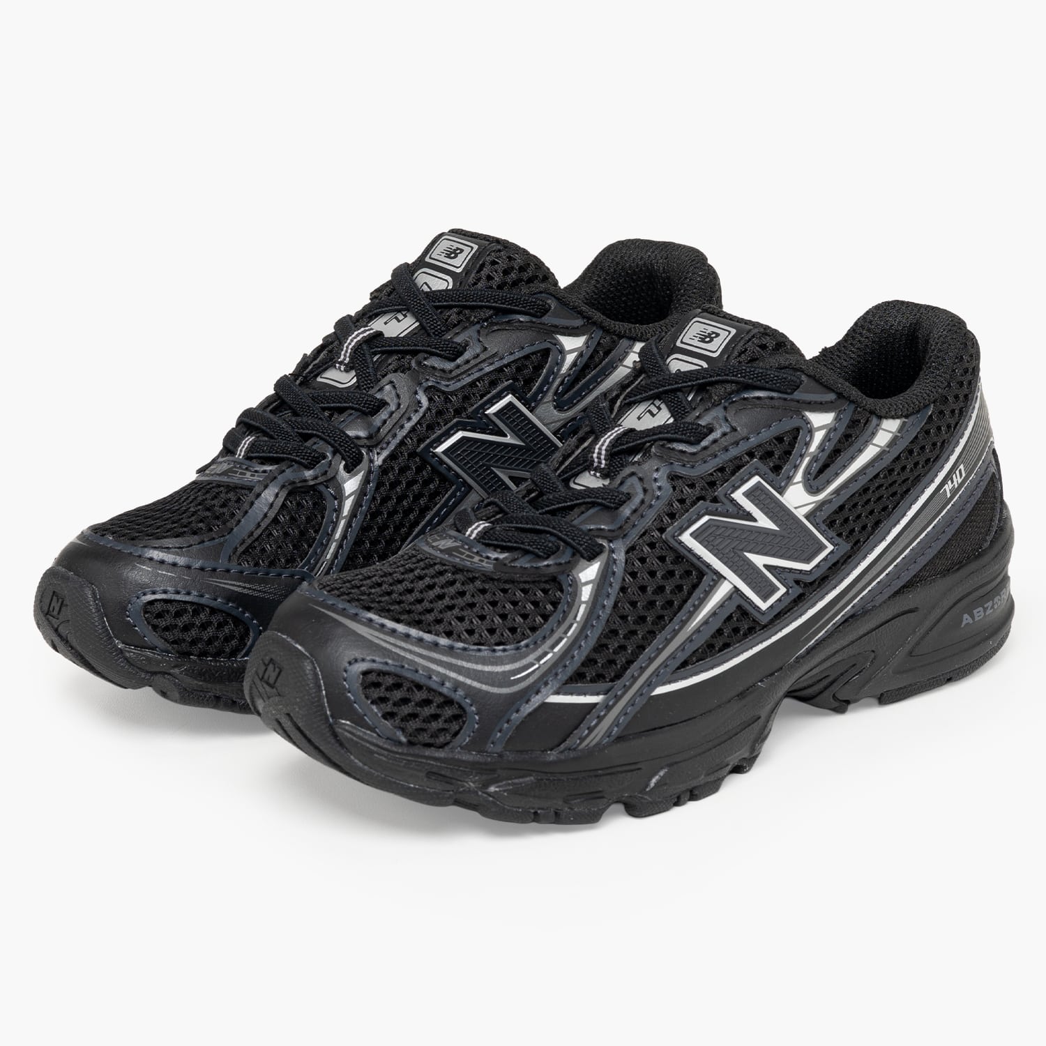 New Balance 740.Kd-Black