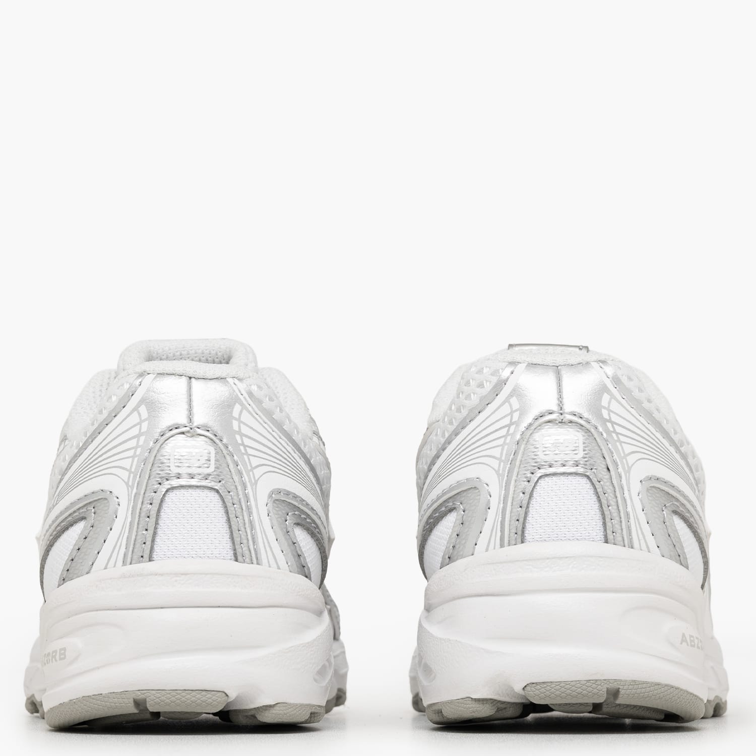 New Balance 740.Wm-White