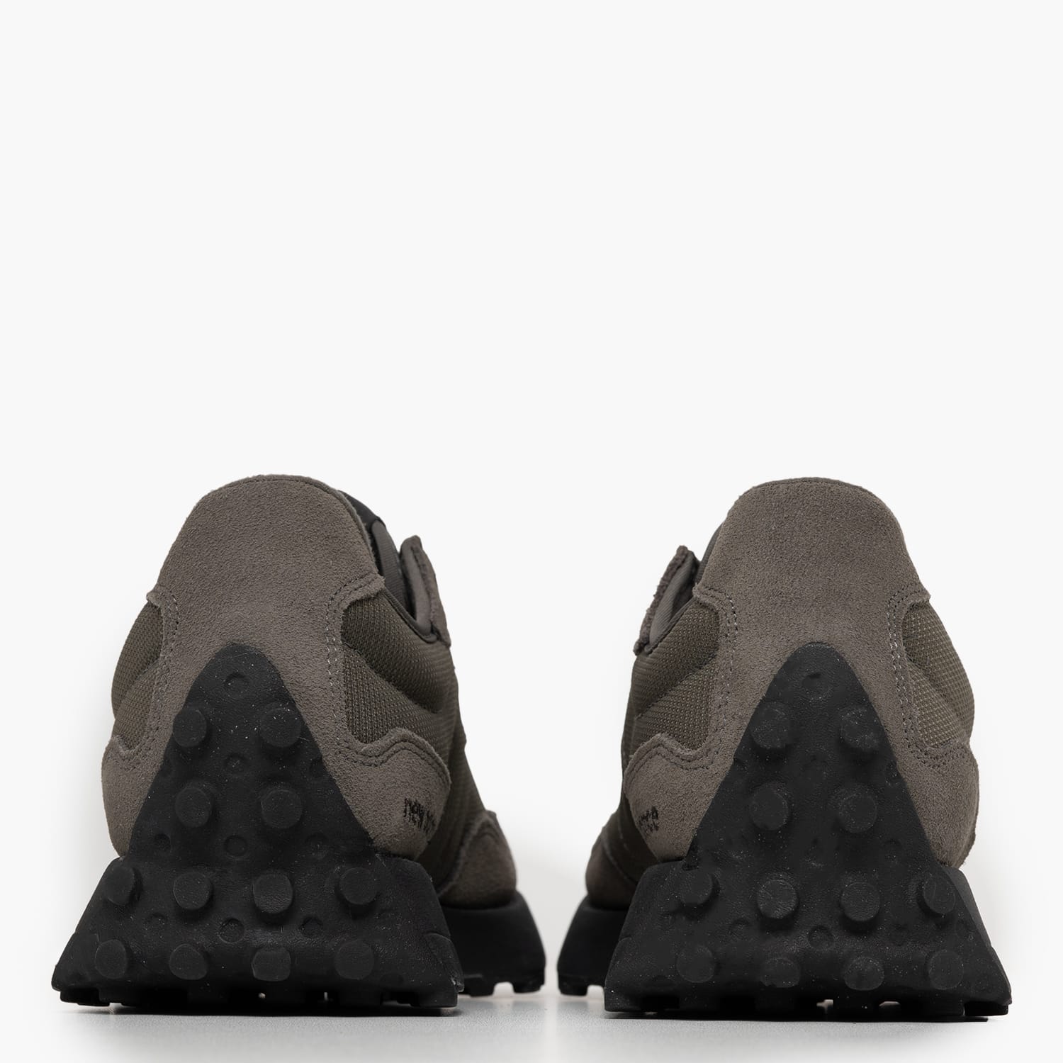 New Balance U.327-Grey