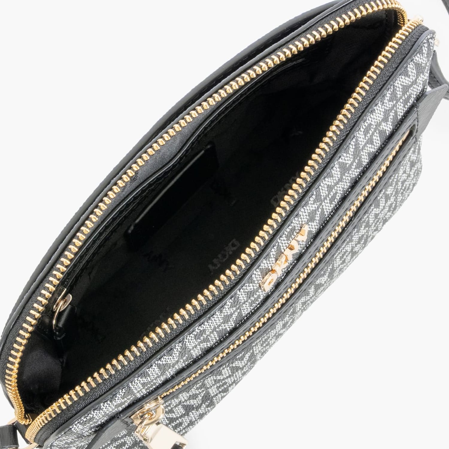 DKNY Bryant.Ave-Black